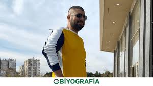 Yazar Kadri İnce Kimdir.