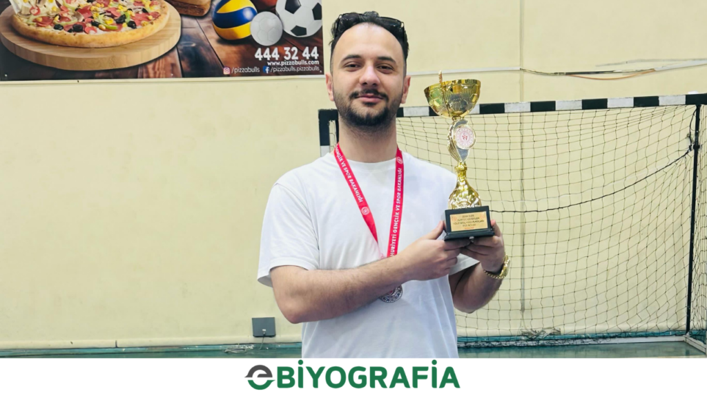 Muhammet Mustafa Zavallıoğlu Kimdir?