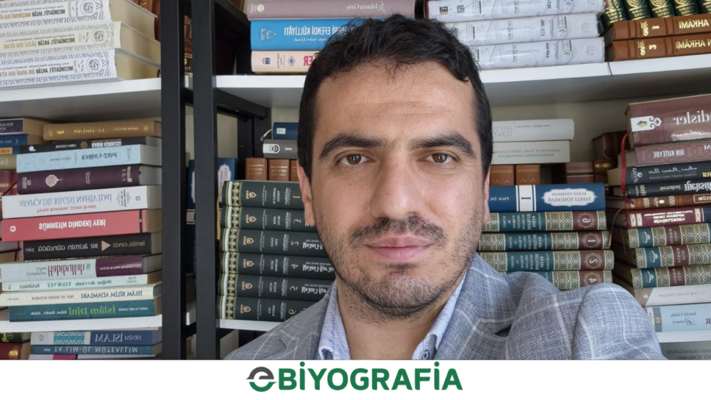 Yazar Mehmet Seymen Kimdir?